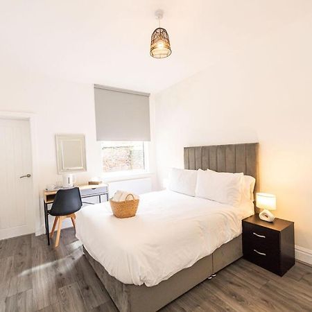 Room In Anfield リヴァプール エクステリア 写真